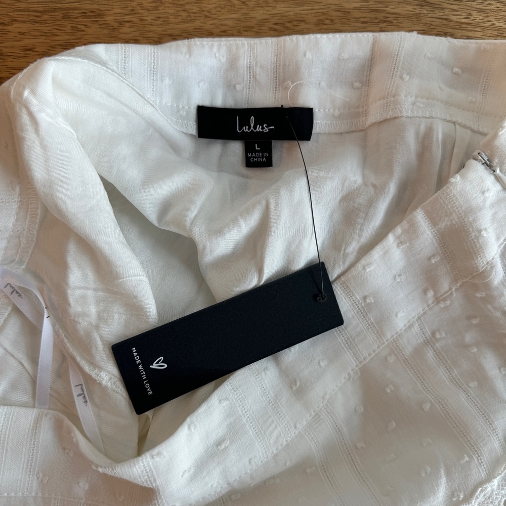 Ivory Mini Skirt - Picture 3 of 3